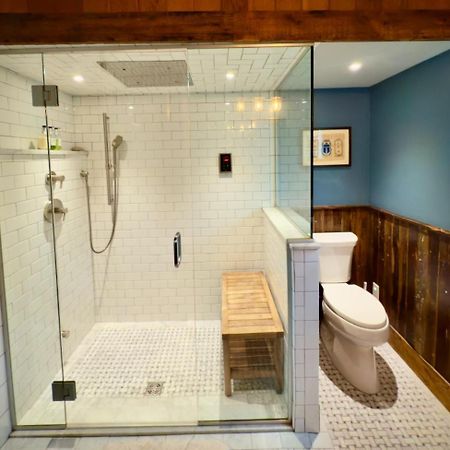 Magical Post And Beam Loft Downtown Newport!酒店 外观 照片