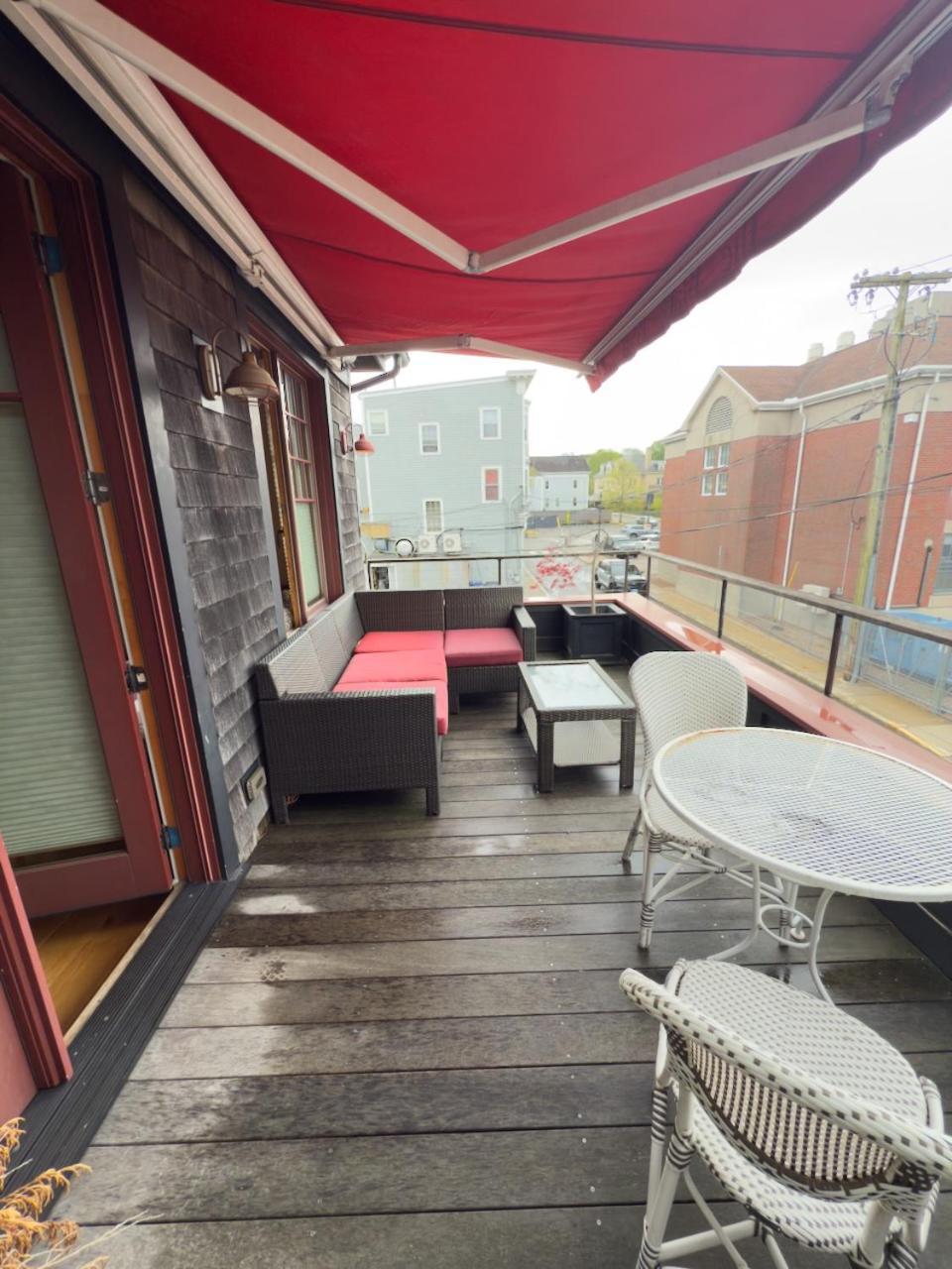Magical Post And Beam Loft Downtown Newport!酒店 外观 照片